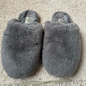 Ugg Slippers Fuzzy Slides